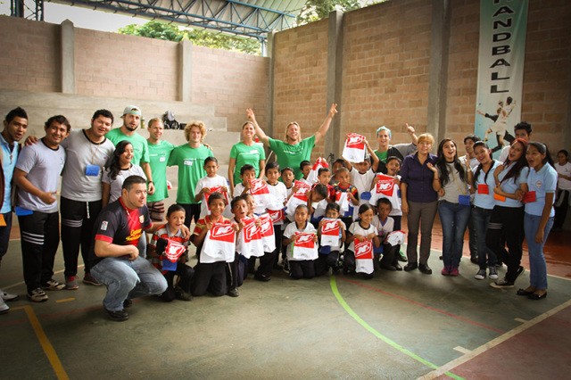 Team Nautique athletes visiting El Salvador students